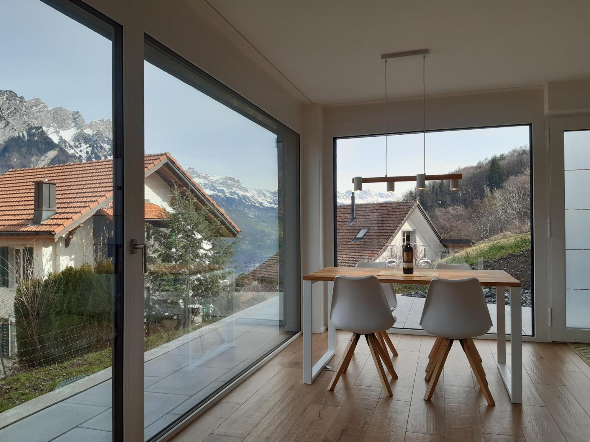 Apartment Panorama Am Walensee In Neubau-Villa Obstalden المظهر الخارجي الصورة